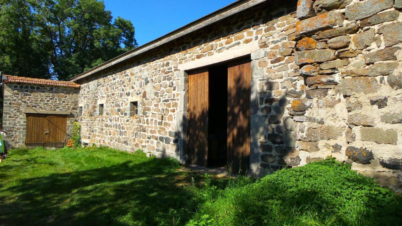 Maison De Famille Au Plateau Du Mezenc Les Vastres 外观 照片
